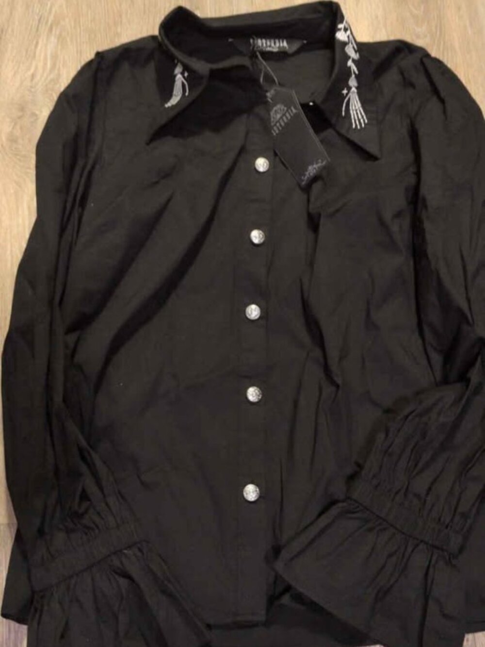 Disturbia Tempora Embroidered Button Up Shirt size 8 new